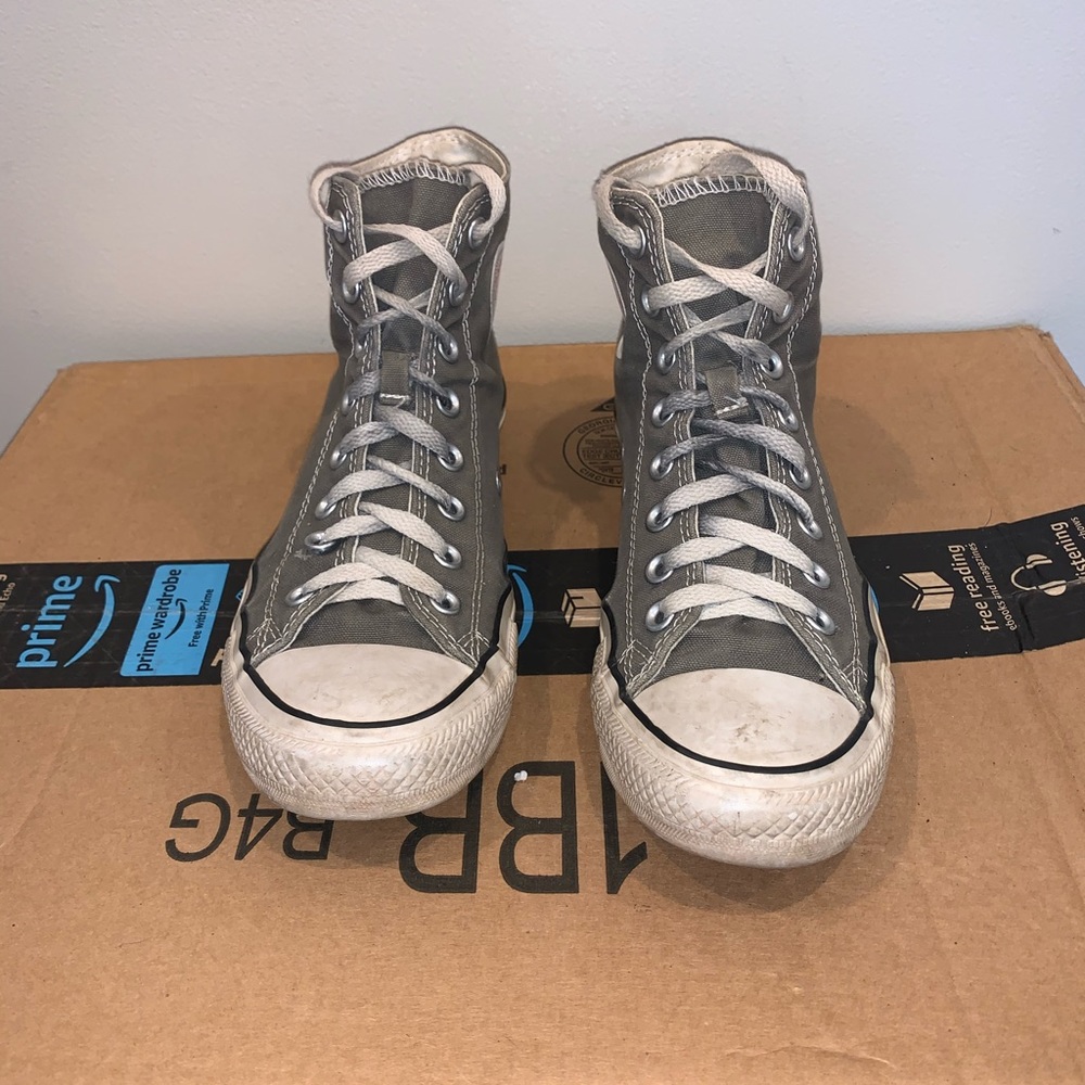 converse hi top gray sneakers M6.5/W8.5